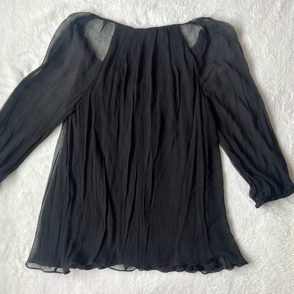 Diane Von Furstenberg black silk flowy blouse - Picture 7 of 7